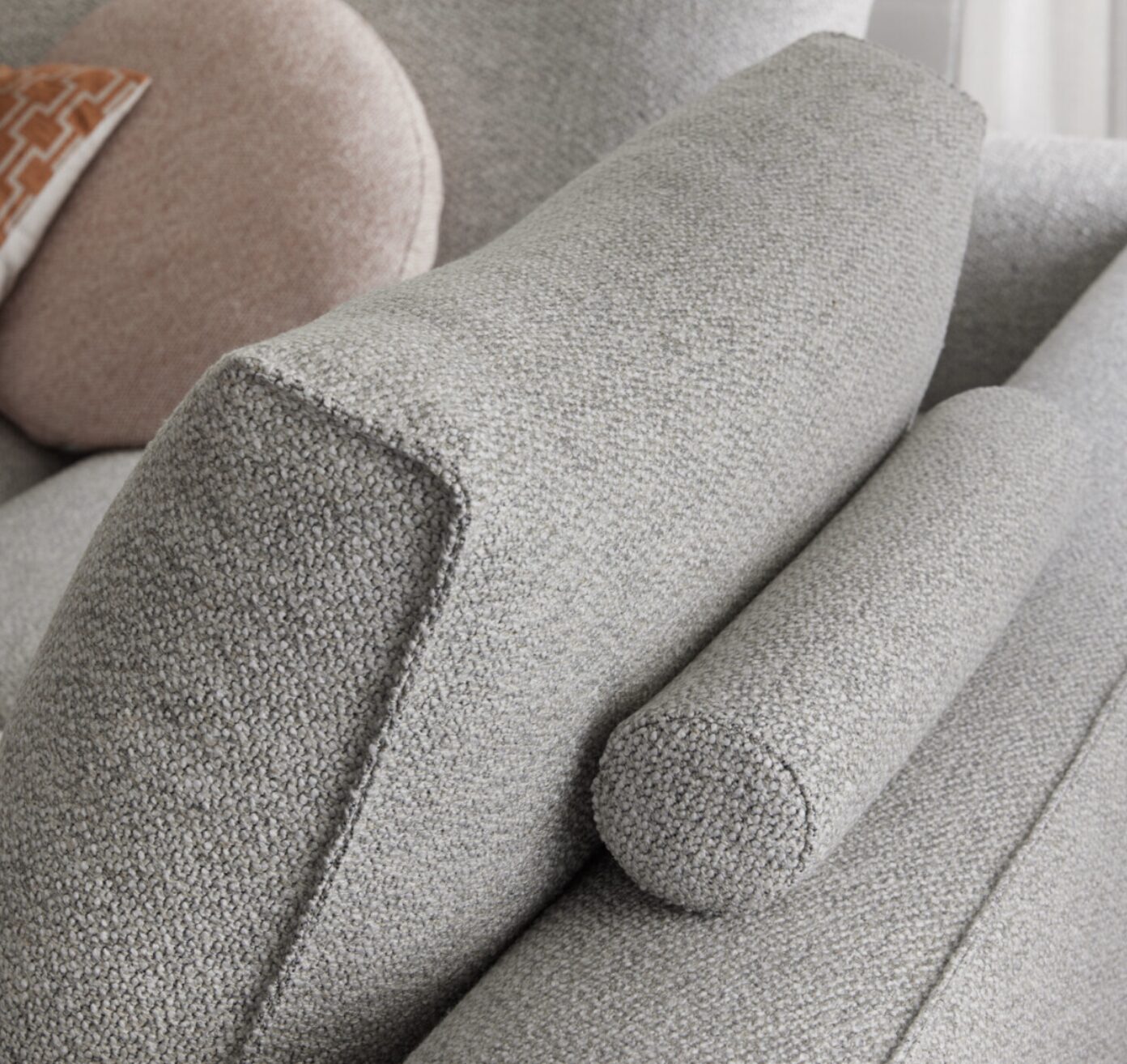 Design on stock Aikon Lounge 24'1